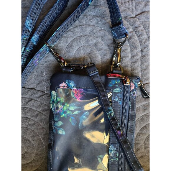 Lug Peekaboo Convertible Crossbody Bag Blue Floral Zip Pockets Quilted RFID - Picture 4 of 6